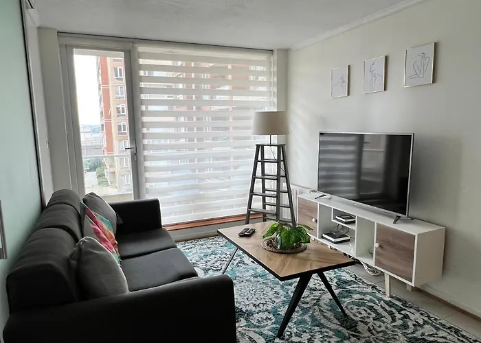 Departamento Amoblado En Parque Urbano